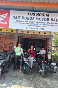 Dealer Motor Honda Toba terdekat dengan pelayanan pembelian motor Honda baru. Temukan harga motor Honda Toba, promo terbaru, brosur, simulasi kredit, dan ulasan pelanggan.