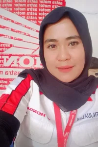 Sales Dealer Motor Honda Polewali Mandar yang siap membantu pembelian motor Honda. Hubungi untuk informasi harga terbaru, promo, brosur, simulasi kredit, Dealer Honda Polman terdekat, dan ulasan pelayanan.